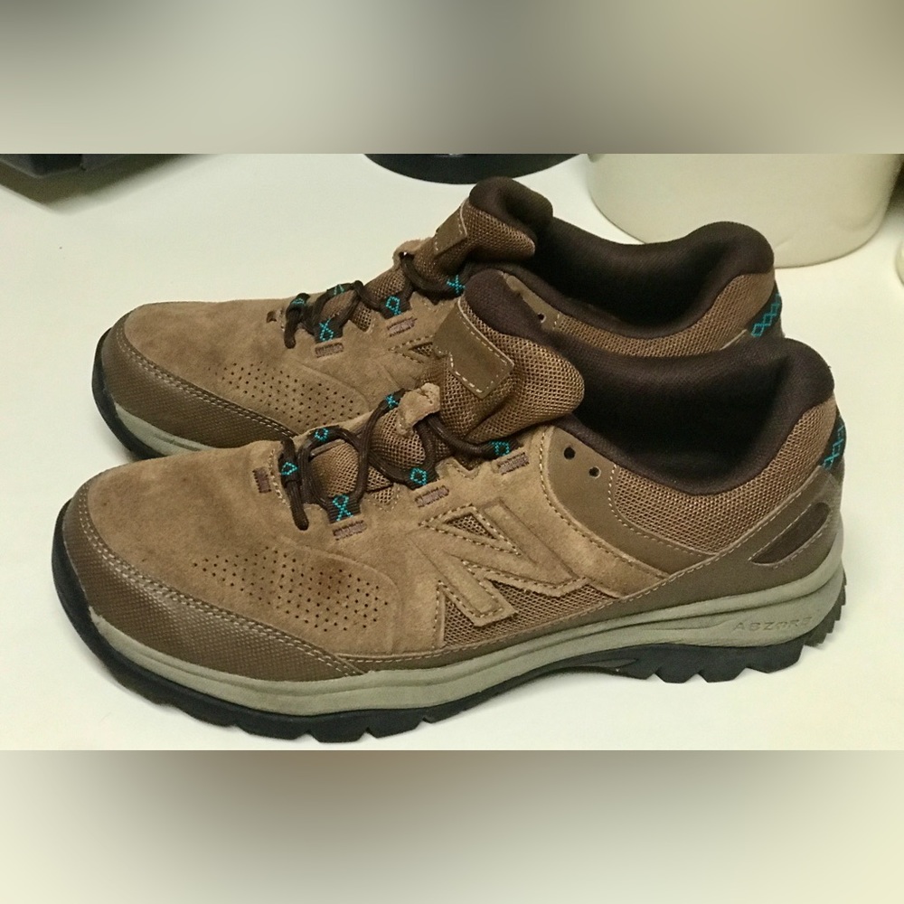 Women’s 9.5 B NEW BALANCE ABZORB All Terrain Trail Hiking Running Shoes
